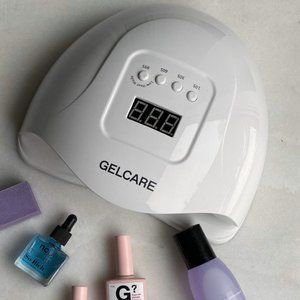 GELCARE LED NAIL LAMP from Le Manoir
